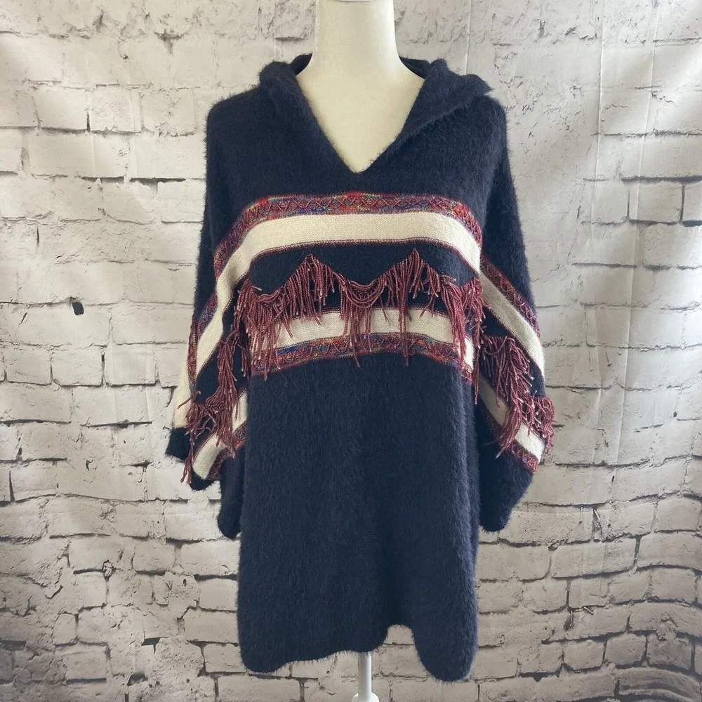 Boho Hooded Poncho Sweater Womens One Size Aztec Festival Shawl Fringe Francesca